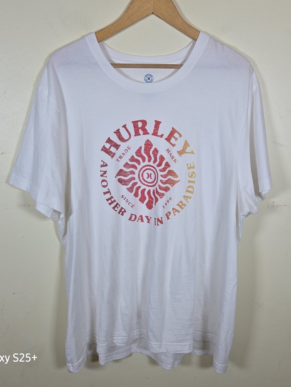 Hurley Another Day In Paradise Graphic T-Shirt Size XXLarge White Short Sleeve